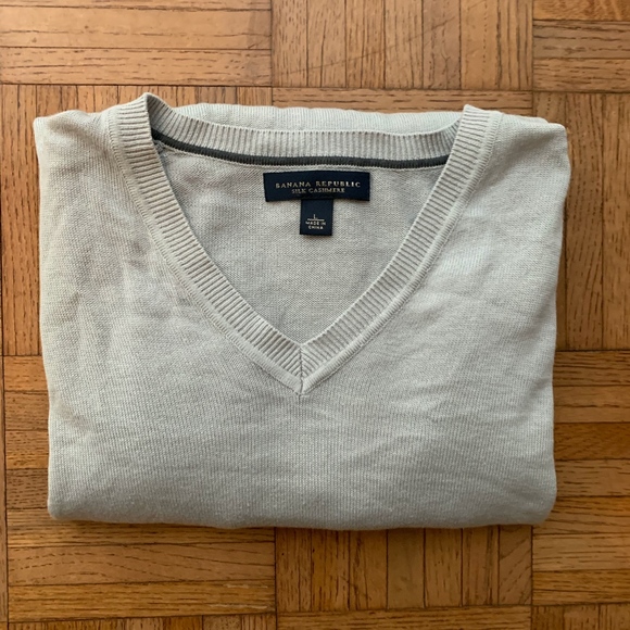 Banana Republic Other - Men's Banana Republic Gray Tan Cashmere Sweater, L